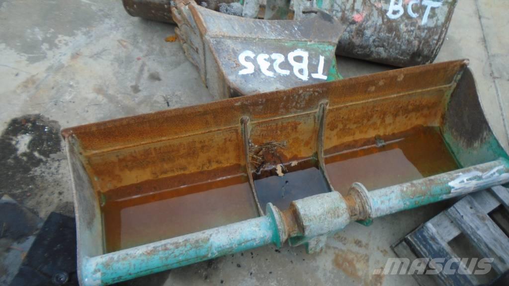 Takeuchi TB 235 Miniescavatori