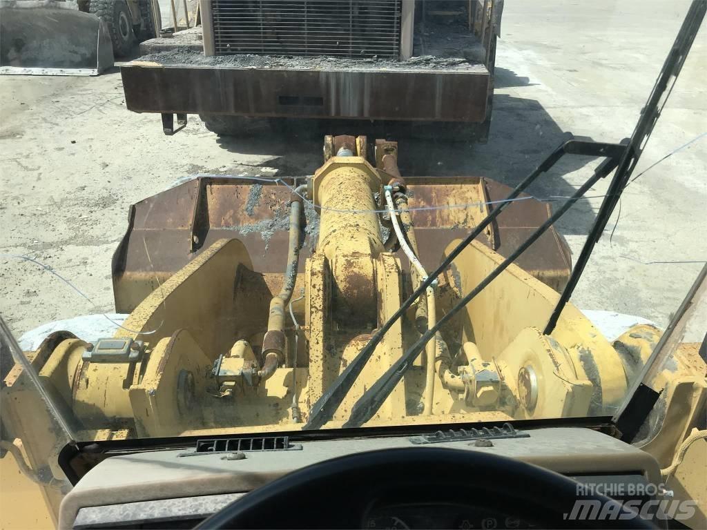 CAT 960 F Pale gommate