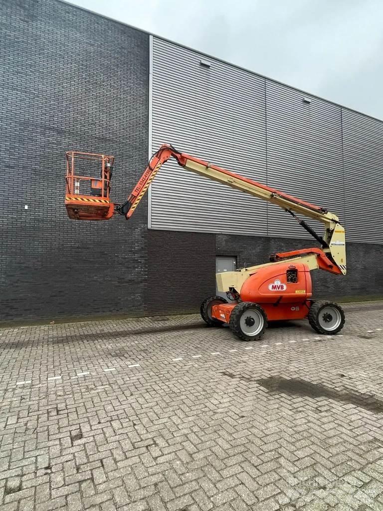 JLG 600AJ Piattaforme a braccio telescopico