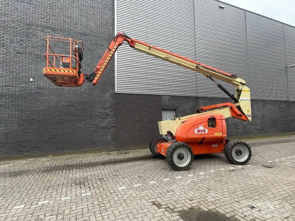JLG 600AJ Piattaforme a braccio telescopico