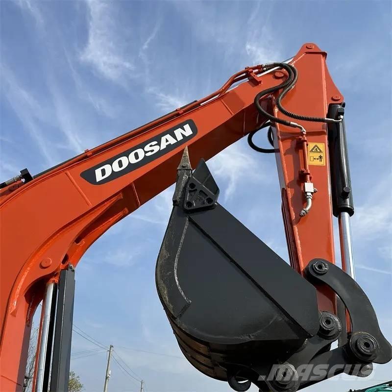 Doosan DX 60 Escavatori cingolati