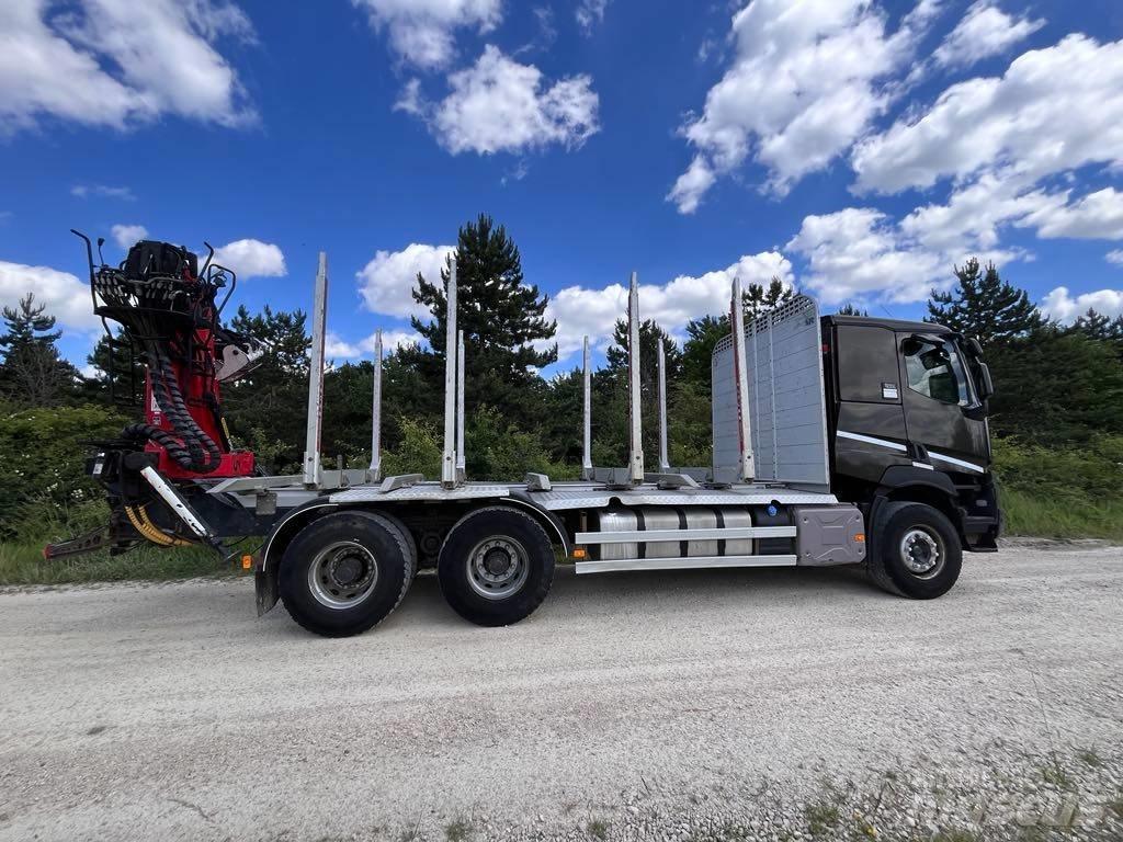 Renault Kerax 6x4 Gru da carico