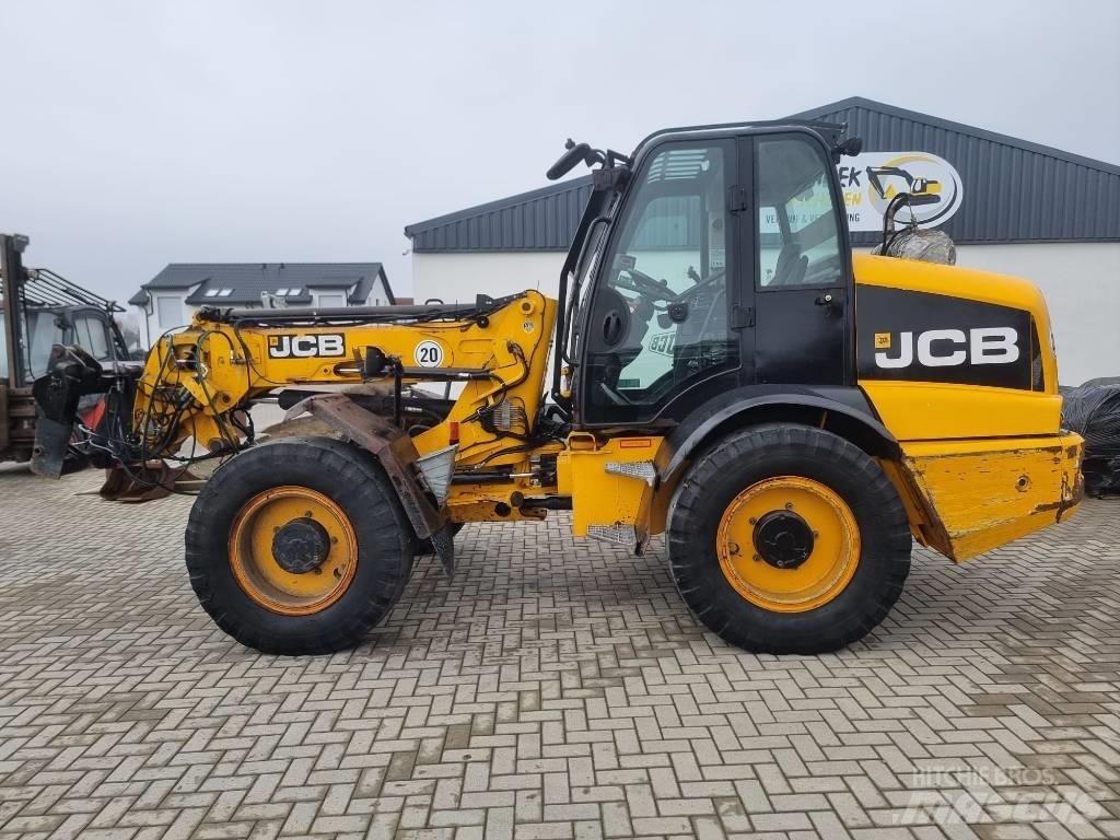 JCB TM 320 Pale gommate