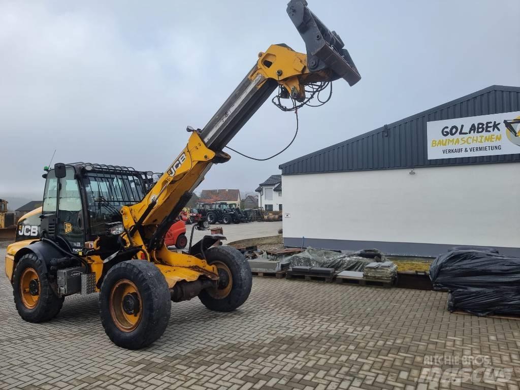 JCB TM 320 Pale gommate