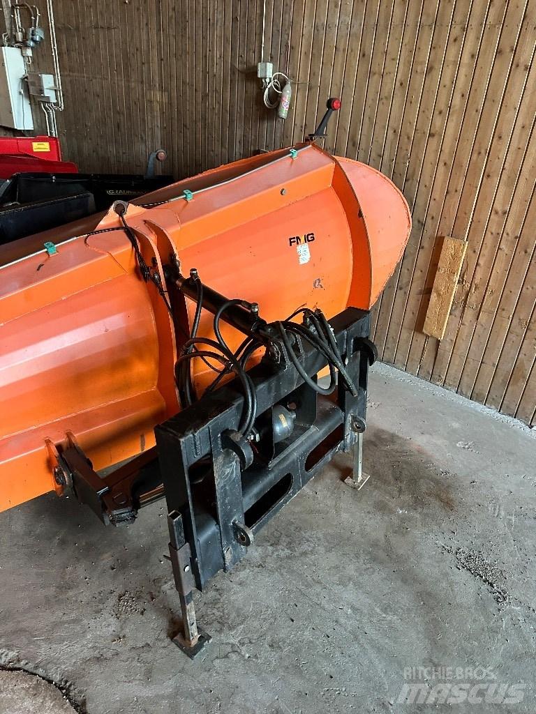 FMG AA 300 Lame spazzaneve e aratri
