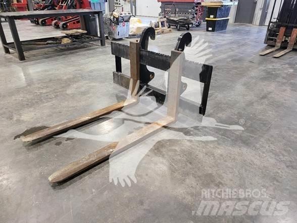 CAT FORKS Benne