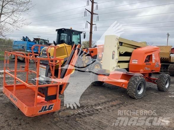 JLG 450AJ Piattaforme a braccio articolato
