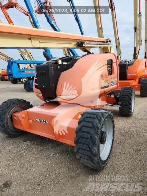 JLG 600AJ Piattaforme a braccio articolato
