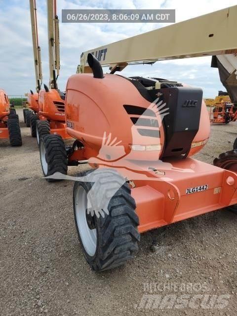 JLG 600AJ Piattaforme a braccio articolato