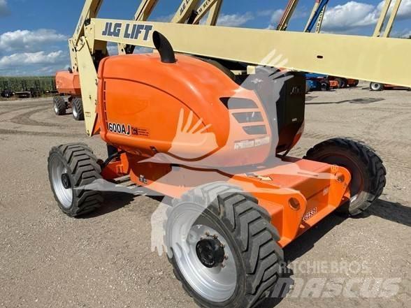JLG 600AJ Piattaforme a braccio articolato
