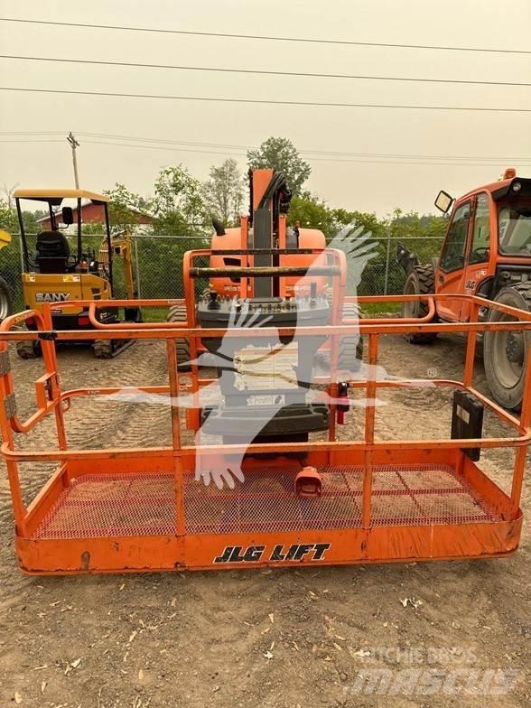 JLG 600AJ Piattaforme a braccio articolato