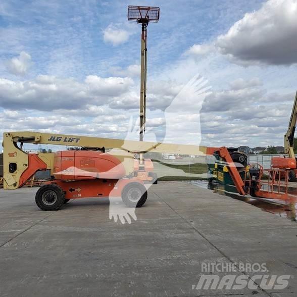 JLG 800AJ Piattaforme a braccio articolato
