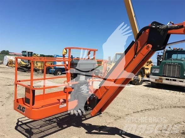 JLG 800AJ Piattaforme a braccio articolato