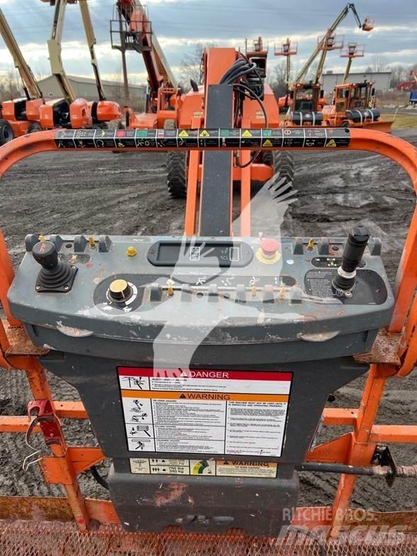 JLG 860SJ Piattaforme a braccio telescopico