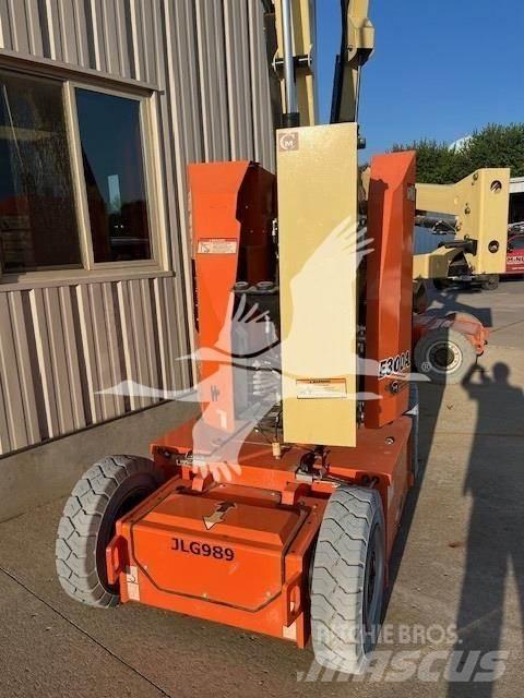 JLG E300AJP Piattaforme a braccio articolato