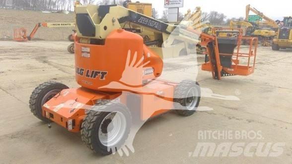 JLG E450AJ Piattaforme a braccio articolato