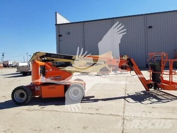 JLG E450AJ Piattaforme a braccio articolato
