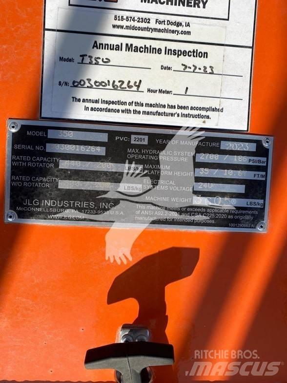 JLG T350 Piattaforme aeree su rimorchio