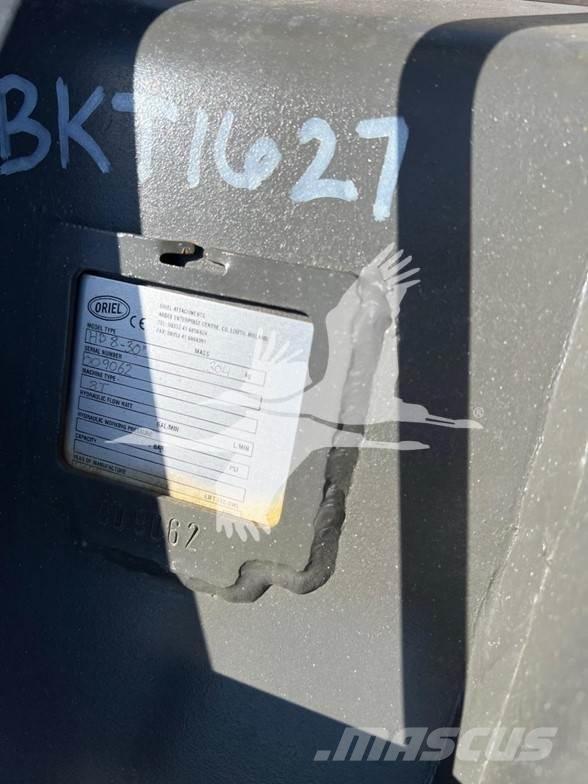  Oriel 80 CLASS Benne