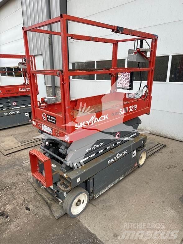 SkyJack SJ3219 Piattaforme a pantografo