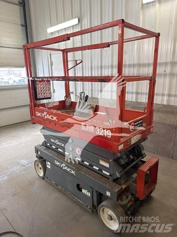 SkyJack SJ3219 Piattaforme a pantografo