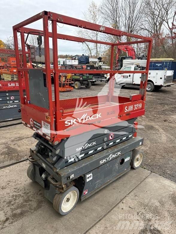 SkyJack SJ3219 Piattaforme a pantografo