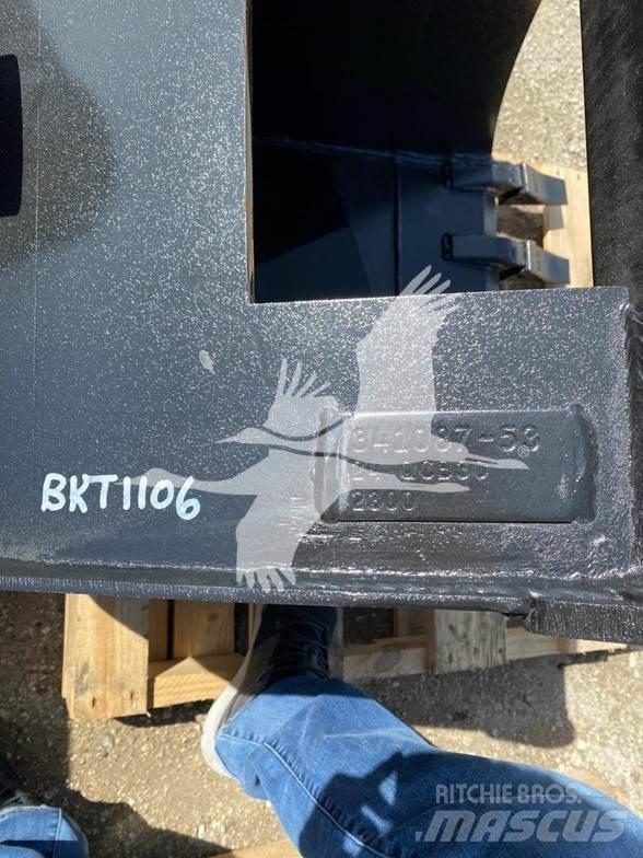TAG SK85CS-7 Benne