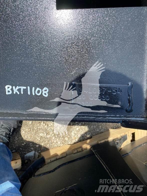 TAG SK85CS-7 Benne