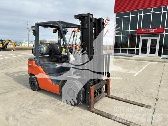 Toyota 8FGU25 Carrelli elevatori diesel