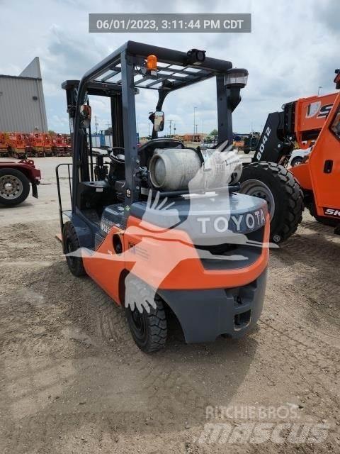 Toyota 8FGU25 Carrelli elevatori diesel
