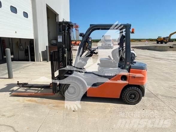 Toyota 8FGU25 Carrelli elevatori diesel