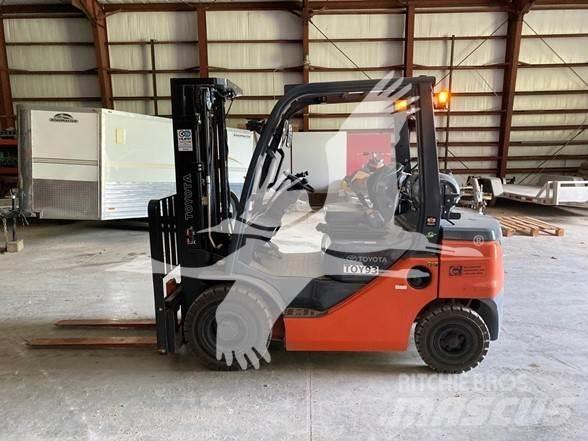 Toyota 8FGU25 Carrelli elevatori diesel
