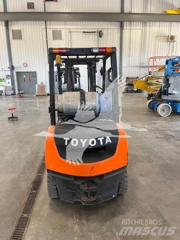 Toyota 8FGU25 Carrelli elevatori diesel