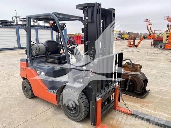 Toyota 8FGU25 Carrelli elevatori diesel