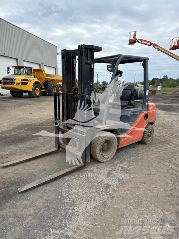 Toyota 8FGU25 Carrelli elevatori diesel