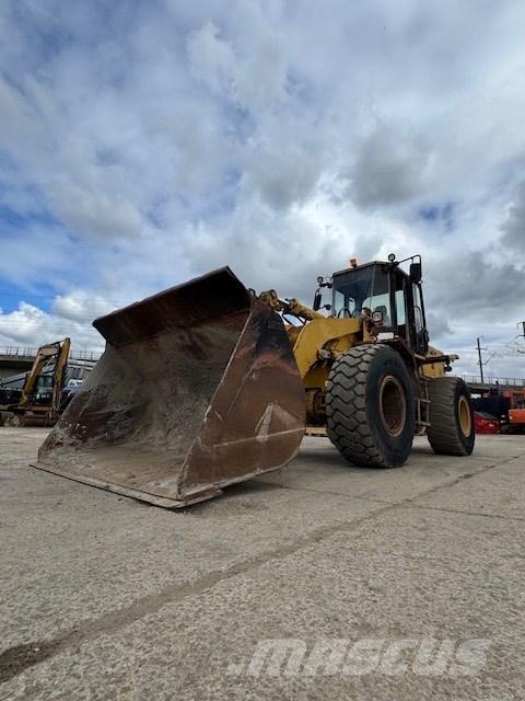 CAT 938 F Pale gommate