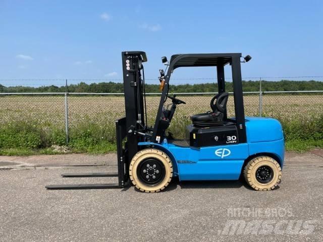 EP EFL302 | 3T | LI-ION Carrelli elevatori elettrici
