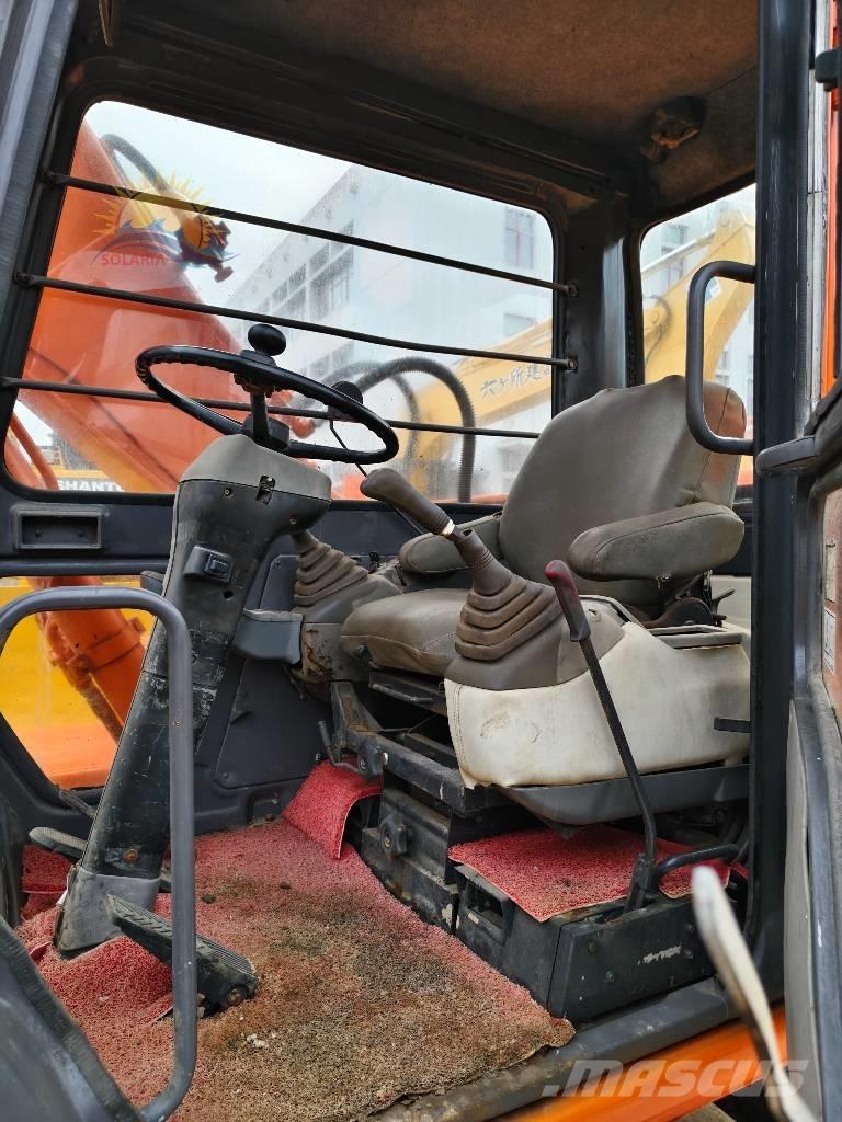 Hitachi EX 100 W D Escavatori gommati