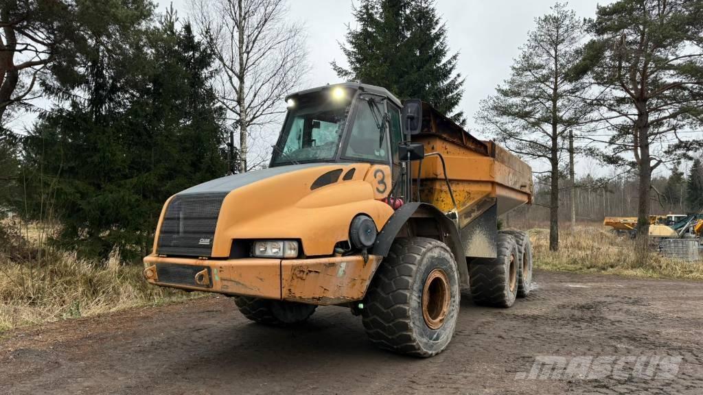 CASE 330 B Dumpers articolati