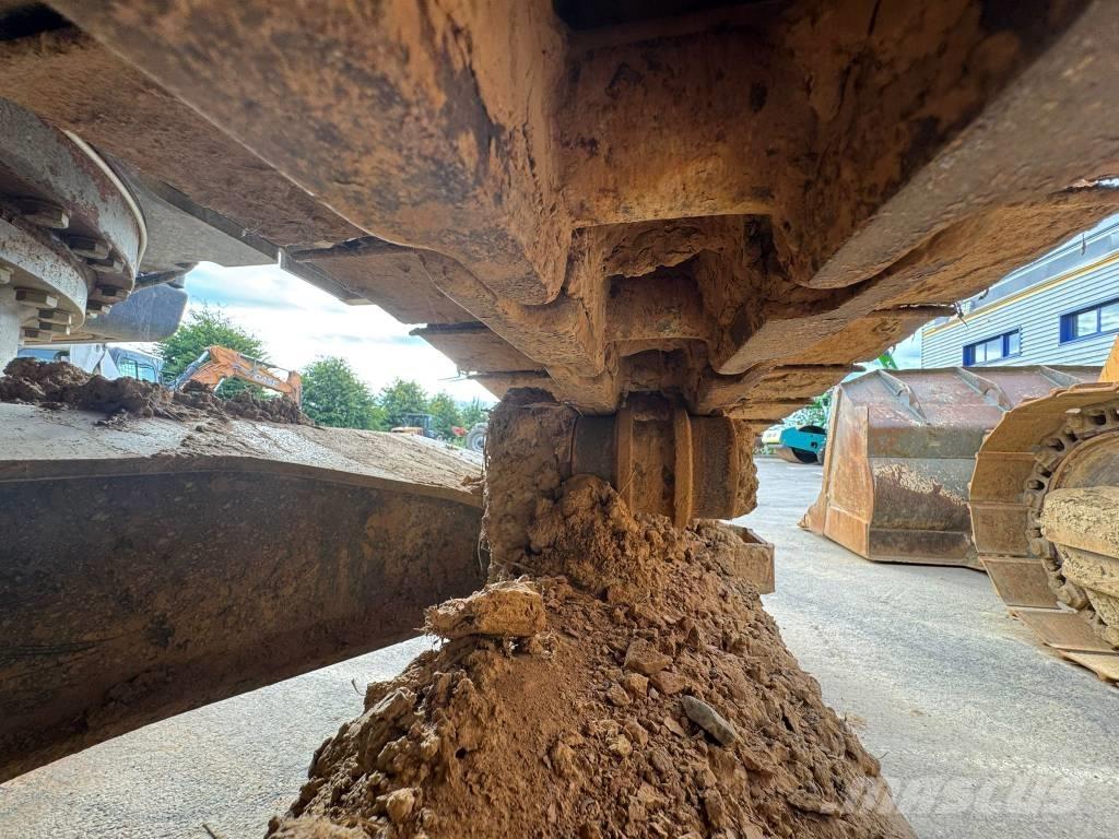 Doosan DX 225 LC-5 Escavatori cingolati