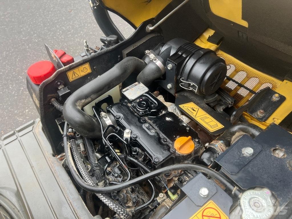 Yanmar Vio 10 Miniescavatori