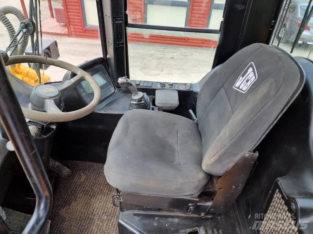 JCB 436 HT Pale gommate