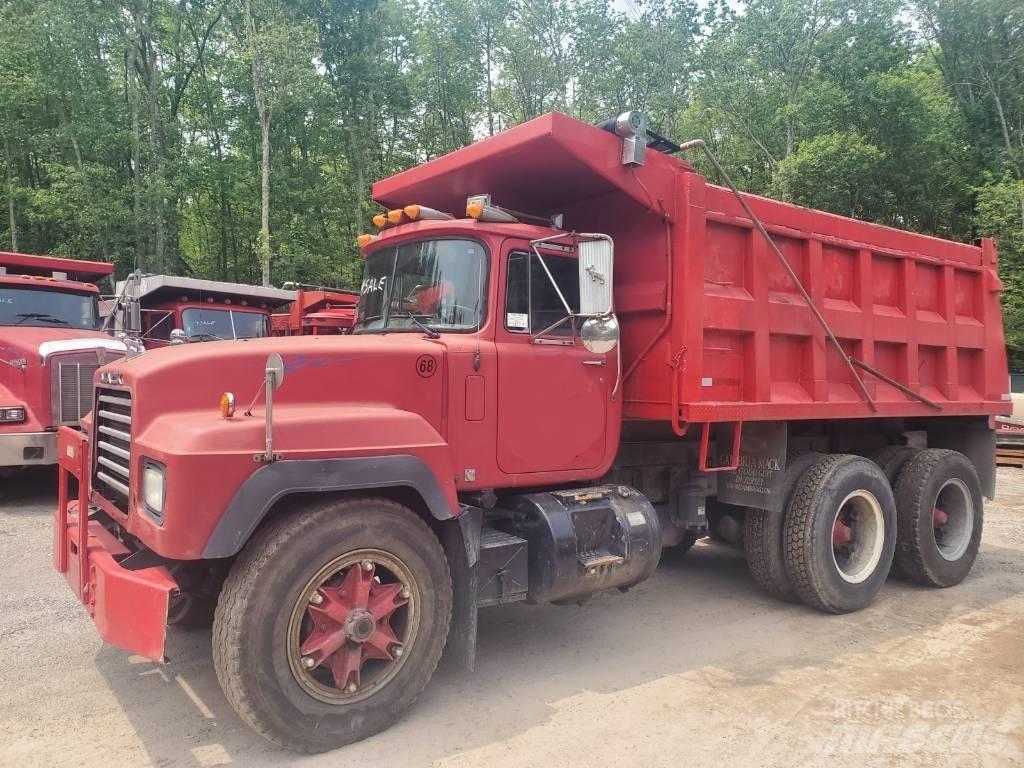 Mack RD690SX Camion ribaltabili