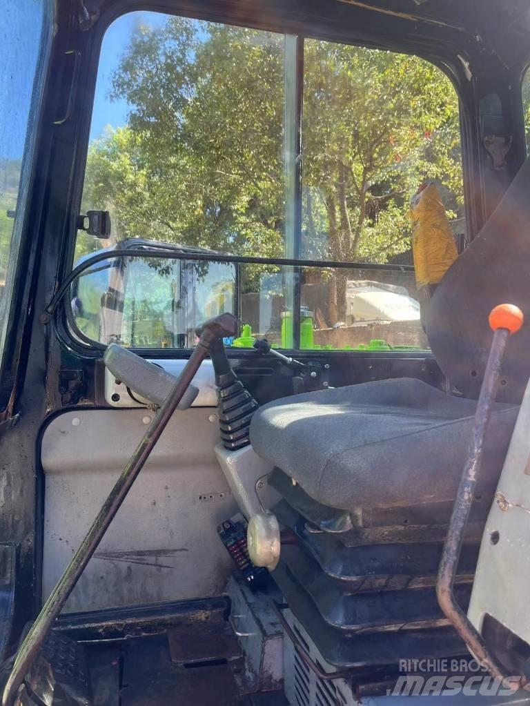 Hyundai R60-5 Escavatori cingolati