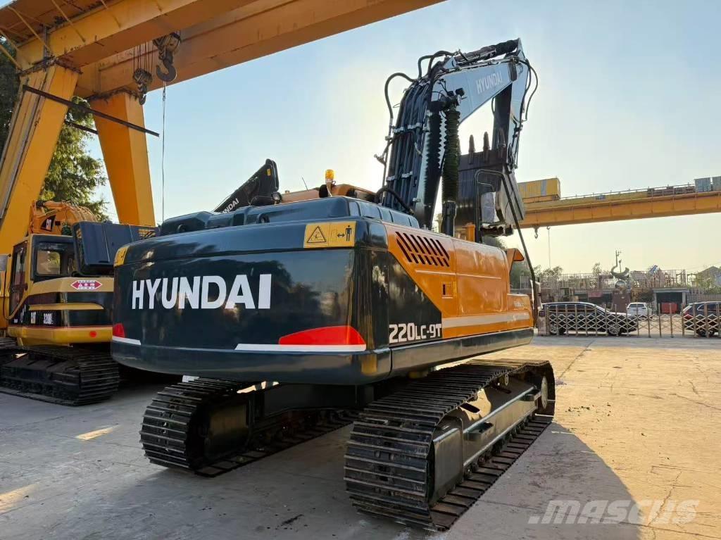 Hyundai R220LC-9S Escavatori cingolati