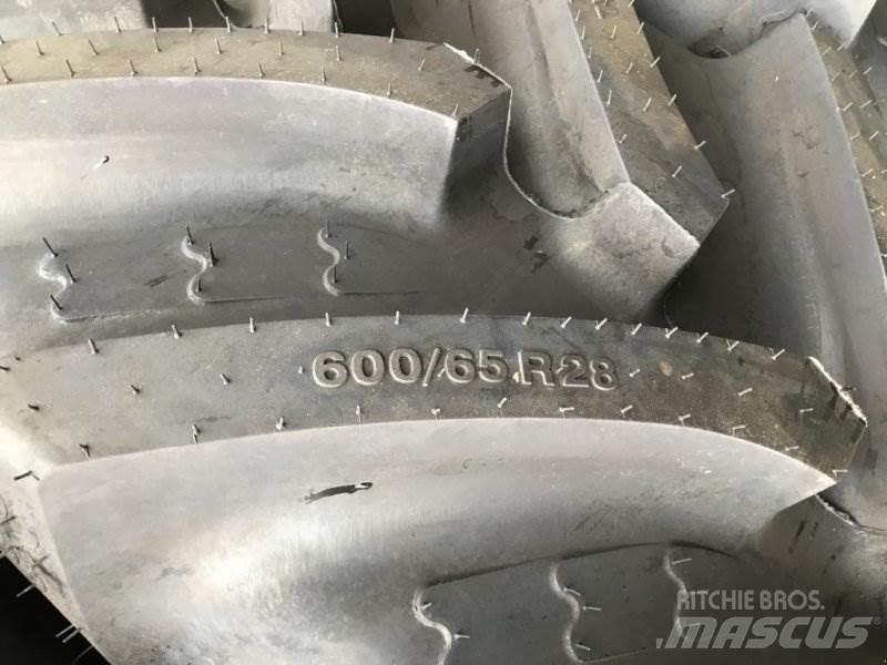 BKT 600/65R28 Pneumatici, ruote e cerchioni