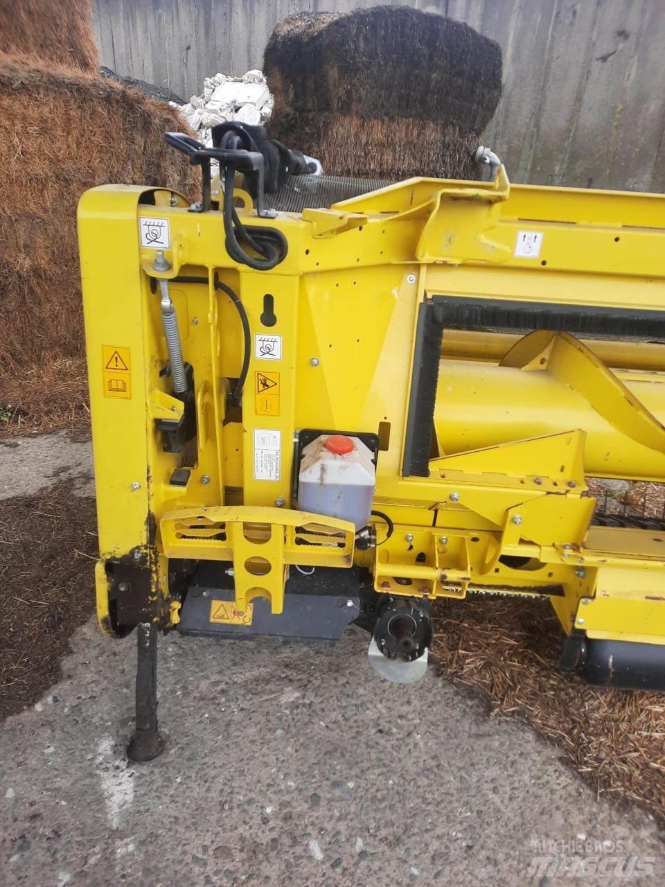 John Deere 8200 i Trince semoventi