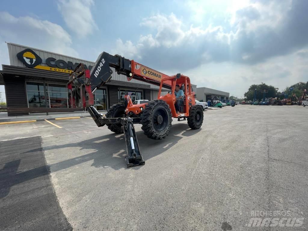 SkyTrak 10042 Movimentazione rifiuti