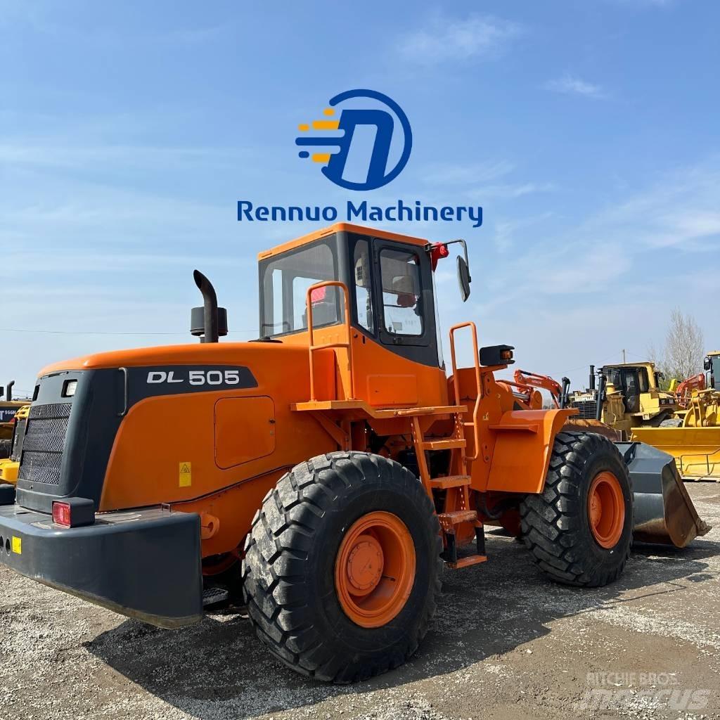 Doosan DL505 Pale gommate