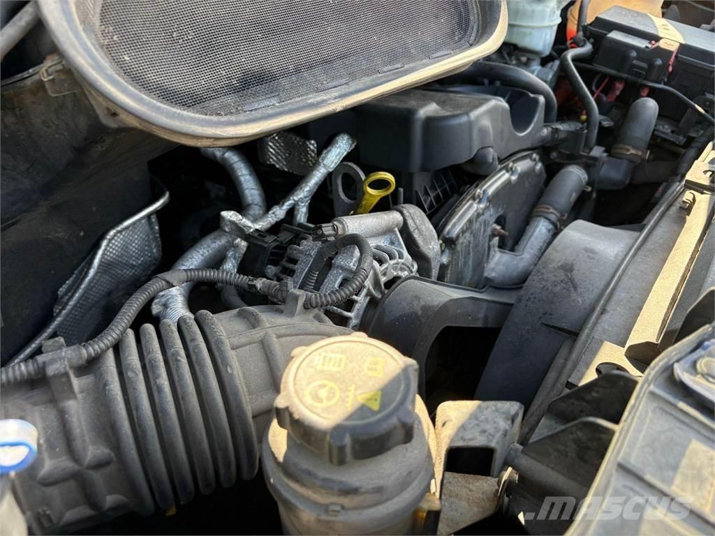 Ford Transit Camper e roulotte